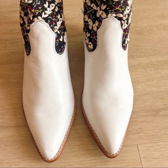 MOMO New York | TRIBAL EMBROIDERED POINTED ANKLE BOOTS NALIA Size: 8 - Picture 5 of 13